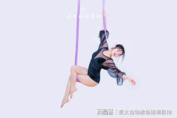f6福鹿会官网：邦内好的瑜伽培训学校(图1)